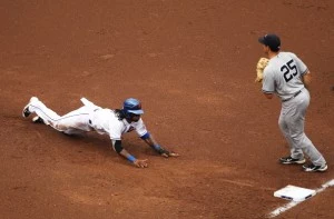 New York Yankees v New York Mets