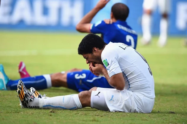 Italy v Uruguay: Group D - 2014 FIFA World Cup Brazil